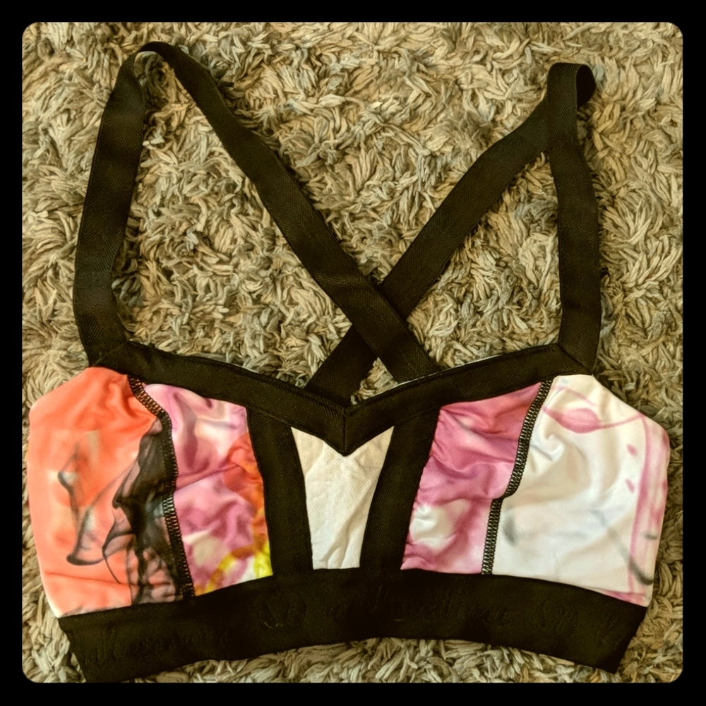 Lululemon Sports Bra Size 6